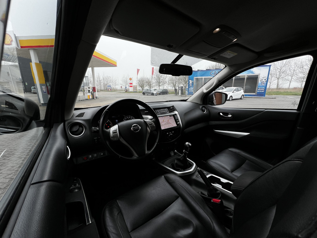 Nissan Navara 2.3 dCi N-Connecta King Cab 3500 kg trekgewicht | Bullbar | Hard top | Lederen bekleding | ex. BTW 51619650-4.jpg | Auto Landegent