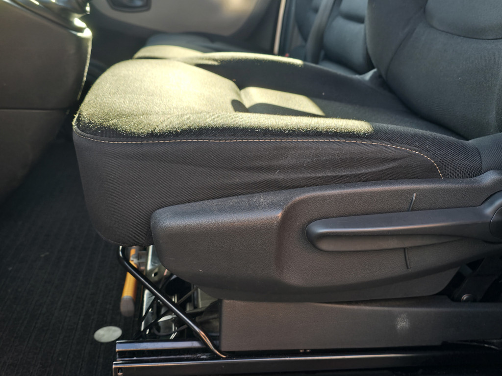 Renault Trafic 1.6 dCi T29 L2H1 Comfort ex. BTW | Airco | Camera | Cruise Control | Houten laadvloer | 2000 kg trekgewicht 52049376-1.jpg | Auto Landegent