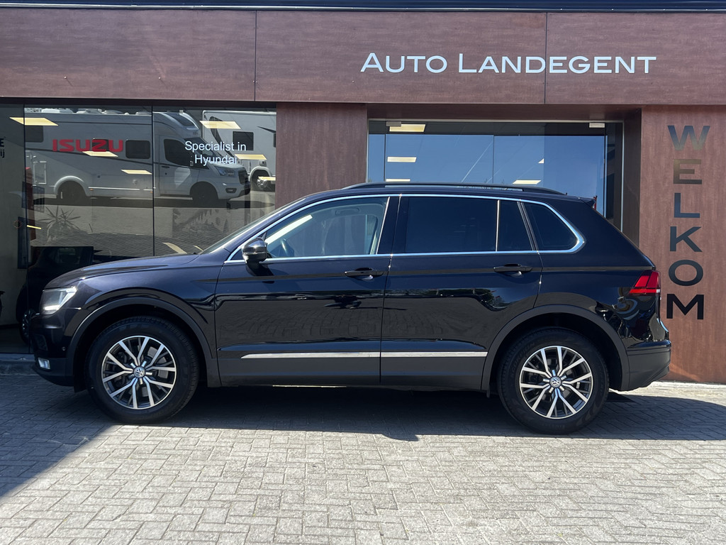Volkswagen Tiguan 2.0 TSI 4Motion Highline | Automaat | Adaptive Cruise control | Trekhaak | 2500 kg trekgewicht! 52990317-0.jpg | Auto Landegent