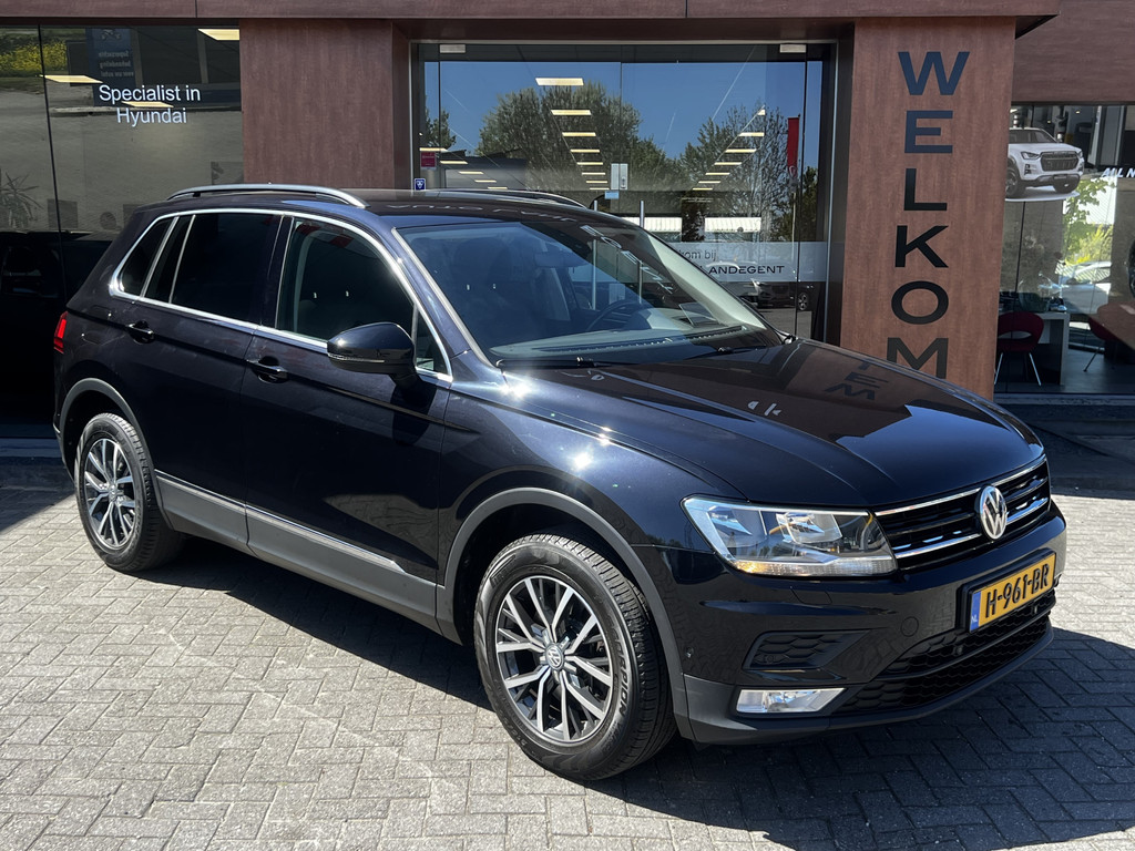 Volkswagen Tiguan 2.0 TSI 4Motion Highline | Automaat | Adaptive Cruise control | Trekhaak | 2500 kg trekgewicht! 52990317-3.jpg | Auto Landegent