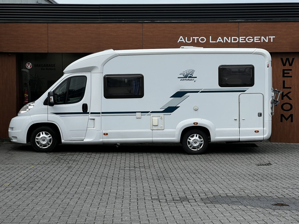 Weinsberg  R49 X250/2 | Camera | Groot bed | Radio | Luifel 53188261-0.jpg | Auto Landegent