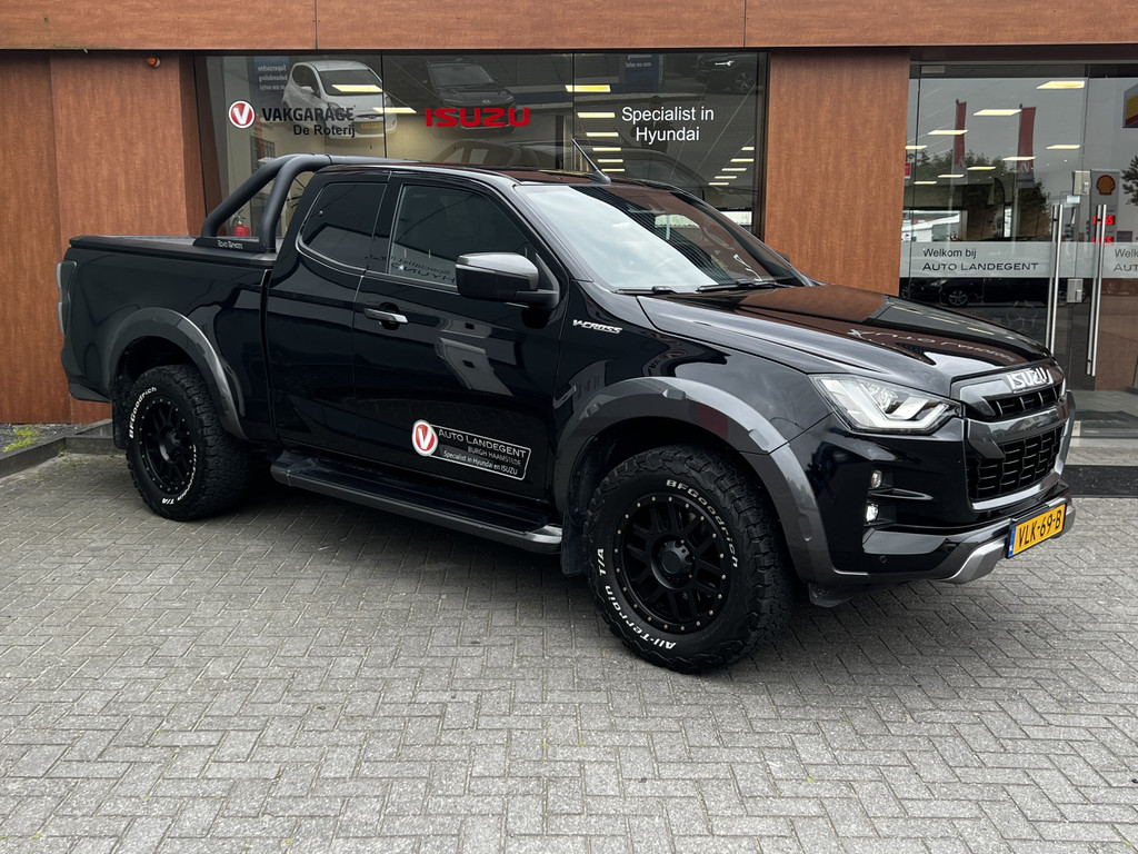 Isuzu D-Max 1.9 Extended Cab V-Cross ex. BTW | Lederen bekleding | Apple Carplay /Android auto | Addaptieve Cruise | Topcover met Roll bar etc. 53292179-3.jpg | Auto Landegent