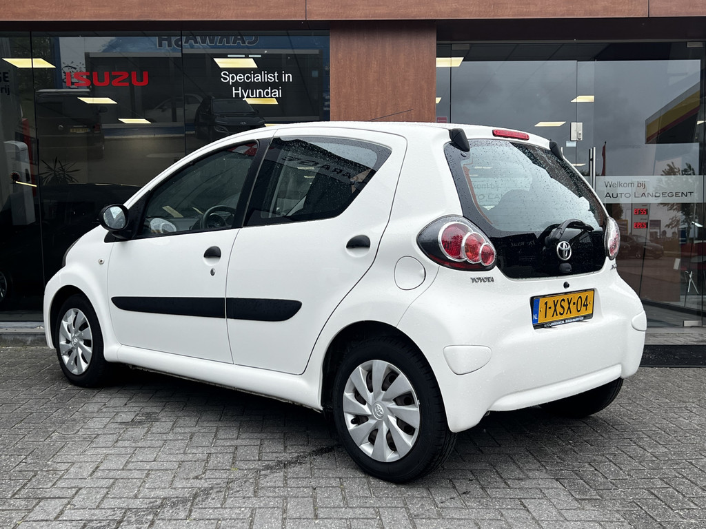 Toyota Aygo 1.0 VVT-i Now | Airco | Apple Carplay/ Android Auto | Bluetooth 53471462-2.jpg | Auto Landegent