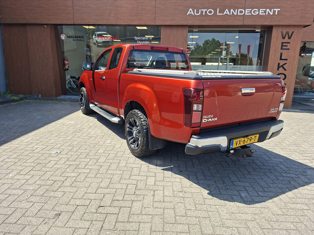 Isuzu D-Max 2.5 Extended Cab LS ex BTW. | Airco | Cruise control | Camera | 3500kg trekgewicht!! 53711697-4.jpg | Auto Landegent