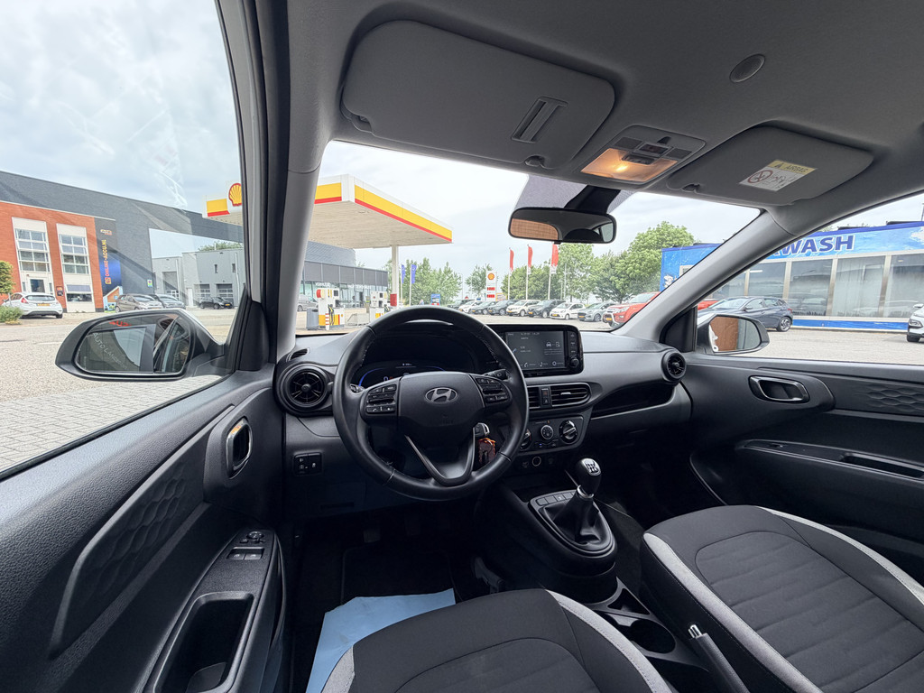 Hyundai i10 1.0 Comfort | Carplay | Airco | DAB | Lane Assist | Cruise Control 53904737-4.jpg | Auto Landegent
