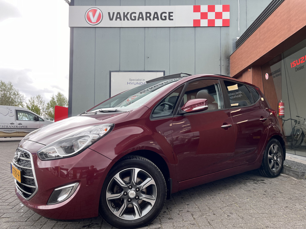 Hyundai ix20 1.6i Premium - Cruise & Climate C. | Stoel-/Stuurverw. | Leder Bekl. | Schuif-/Kanteldak | Trekhaak 53909620-4.jpg | Auto Landegent
